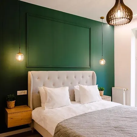 Moon Sevastopol Apartment *